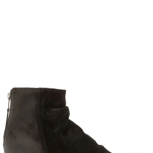 Seychelles Challenge Bootie - Picture 6 of 9